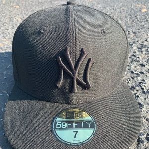 New York Yankees Hat Black Size 7